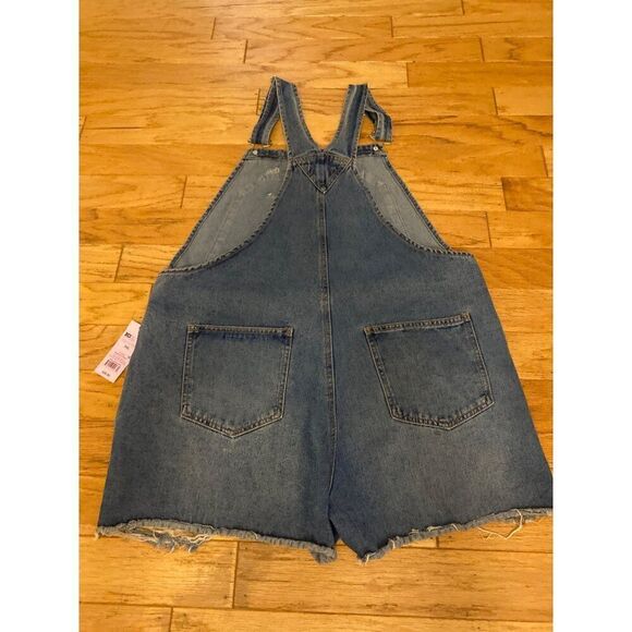 NWT Wild Fable women's Distressed Denim Overall Shorts Adjustable Straps sz XXL - Picture 8 of 10